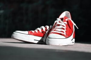 tênis masculino vermelho