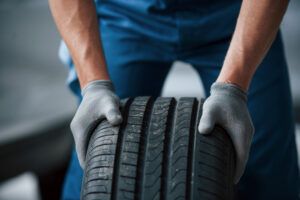 Leia mais sobre o artigo Quais as melhores marcas de pneu para carro?
