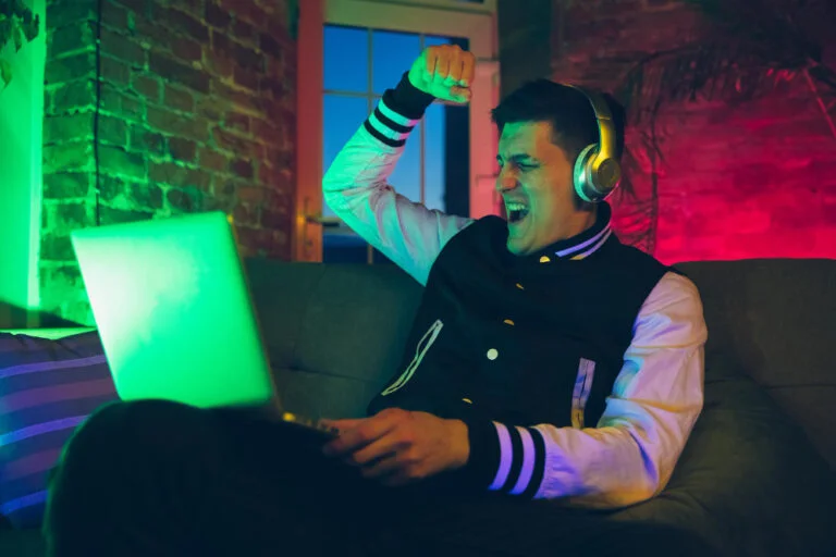 Leia mais sobre o artigo Qual o melhor Notebook para Streamer? Como escolher?